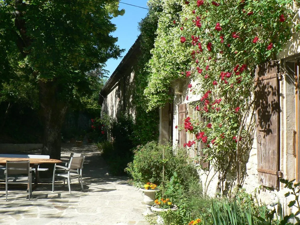 Le Moulinage Bed & Breakfast Saint-Thome 0*,  France